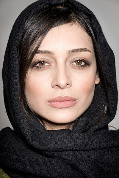 sareh bayat