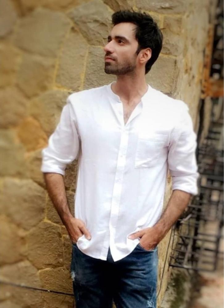 avinash tiwary