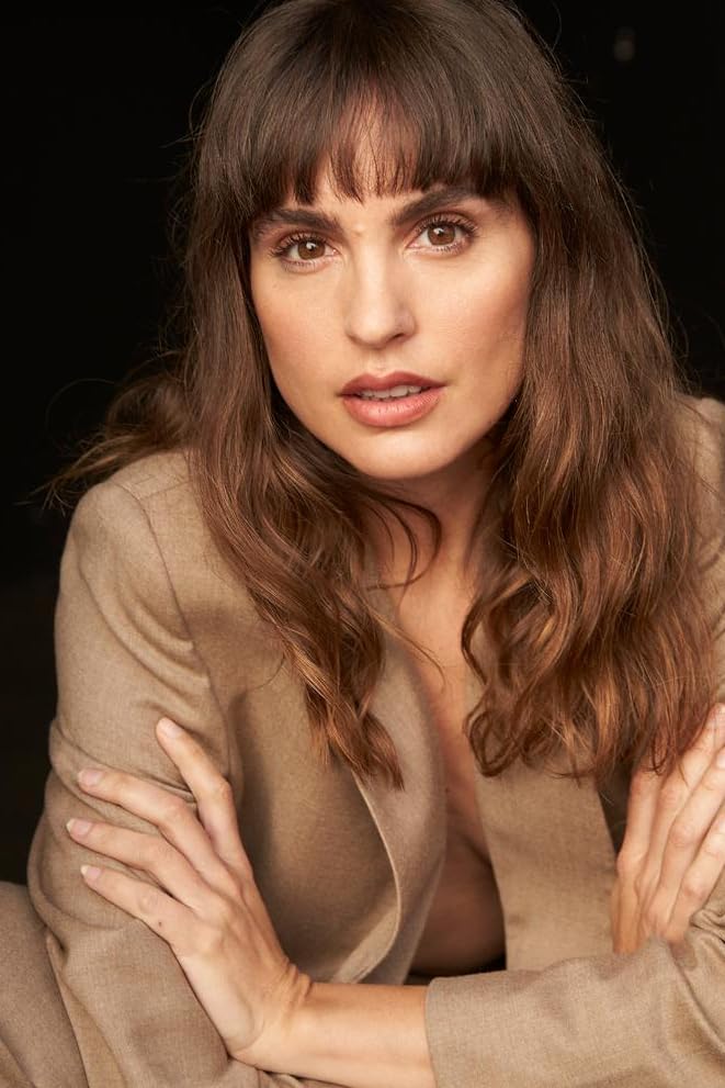Verónica Echegui