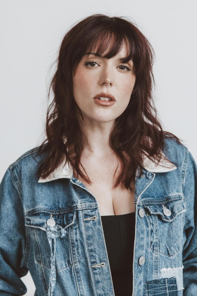Amber Lee Connors