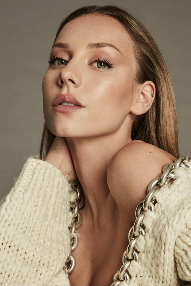 ester expósito
